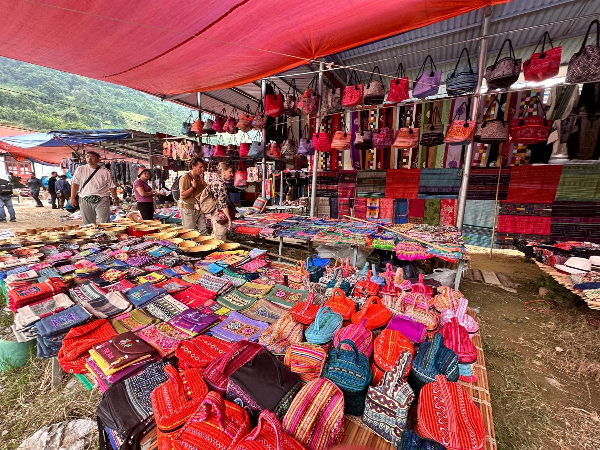 Bac Ha Lodge Retreat 외부 사진